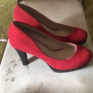 Cato red pumps